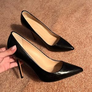 J. CREW MADE IN ITALY CLASSIC BLACK PUMPS
